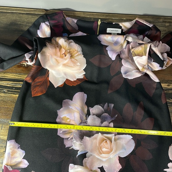 Calvin Klein size 10 bell sleeve floral stretchy sheath dress - Picture 12 of 17